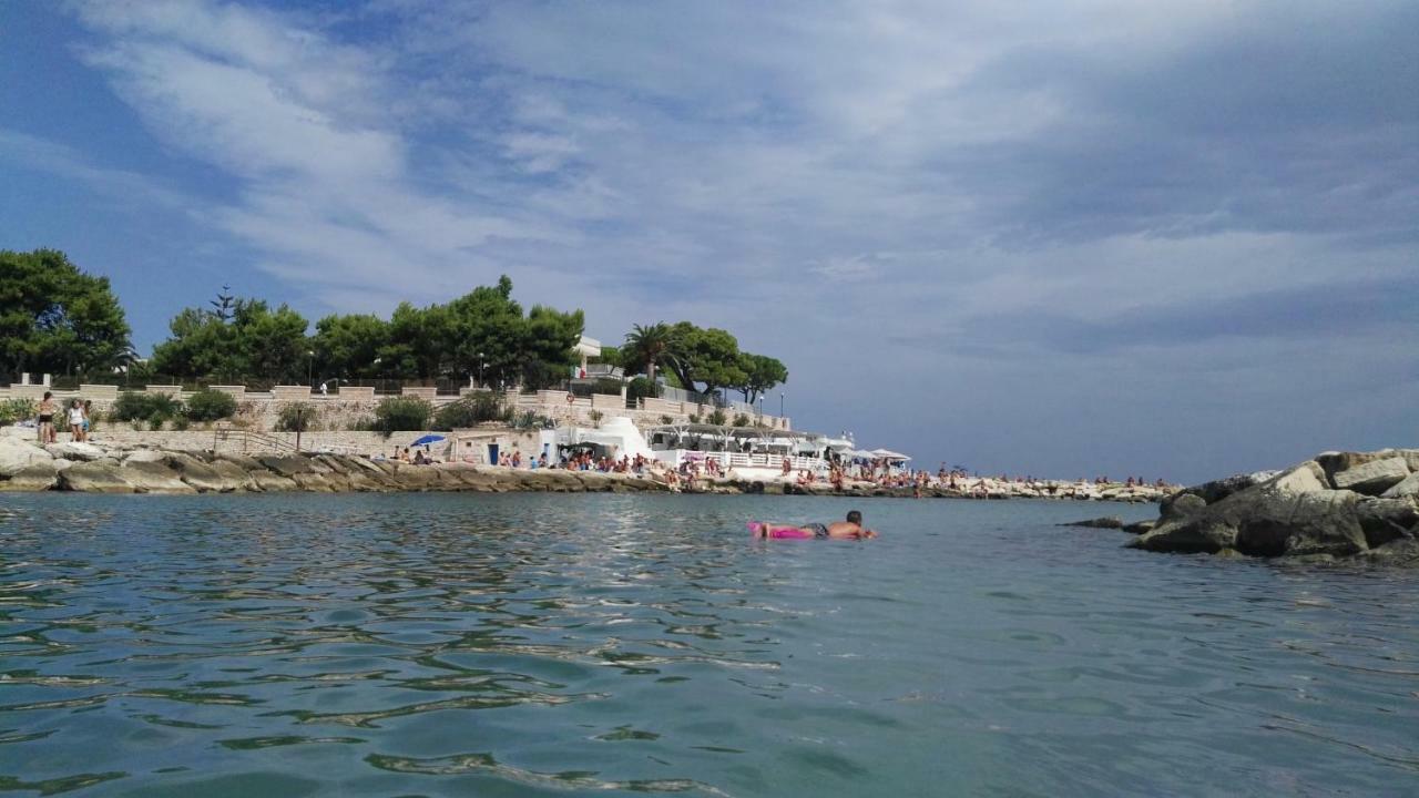 Villa Mary - Apartments Trani Exterior foto